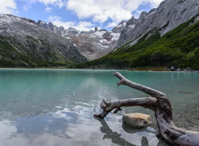 Trekking a Laguna Esmeralda