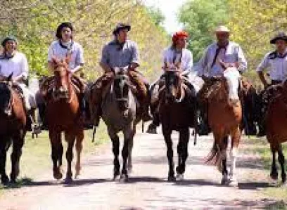 Tag am Land auf der Estancia El Ombú de Areco